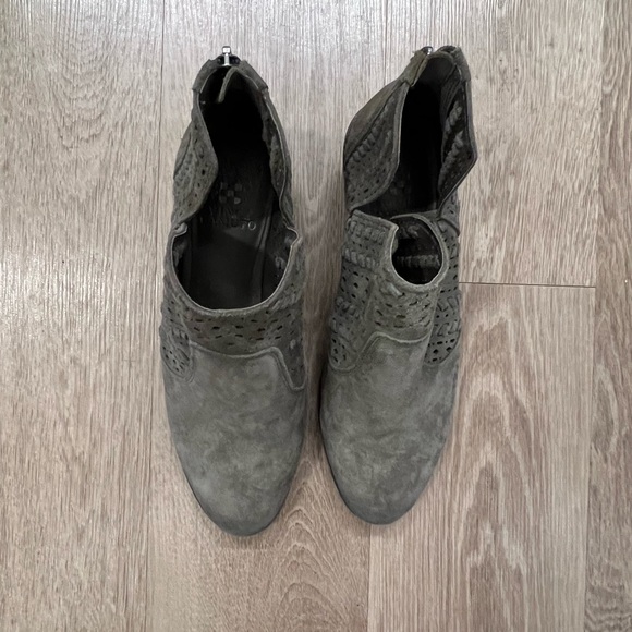 Vince camuto booties - Picture 2 of 5